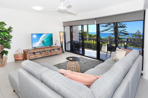 Unit 1 Phoenix Apartments, Coolum Beach - Australian Directory 3