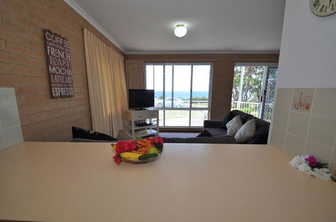 Unit 1, Countess Court - Australian Directory 3