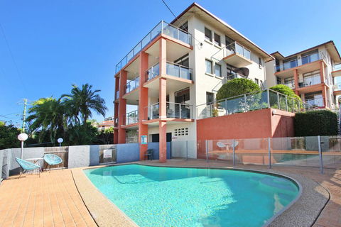 Unit 2, Cooltoro Court, 7 Frank Street Coolum Beach, 400 BOND, LINEN INCLUDED - Australian Directory 0