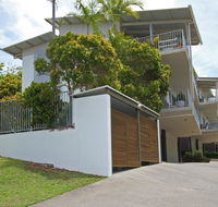 Unit 2 Sea Breeze Villas- 39 First Avenue Coolum - WIFI 400 Bond - Australian Directory