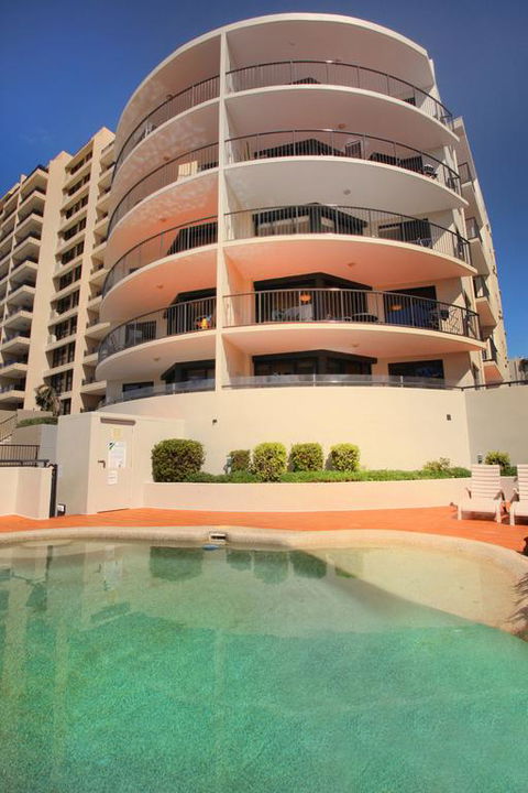 Unit 2, The Rocks, 1746 David Low Way Coolum Beach - Australian Directory 3