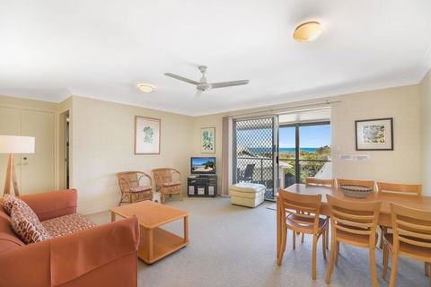 Unit 3 At 4 Pelican Street, Peregian Beach, Noosa Shire - Australian Directory 1
