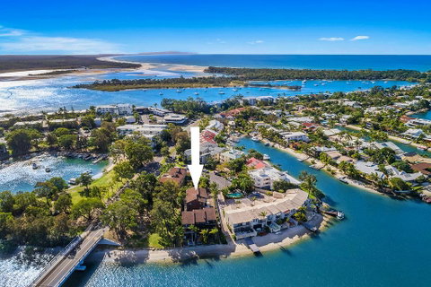 Unit 4 Weyba Lodge Noosa - Australian Directory 0