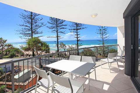 Unit 4, The Rocks, 1746 David Low Way Coolum Beach - 500 Bond - Australian Directory 0