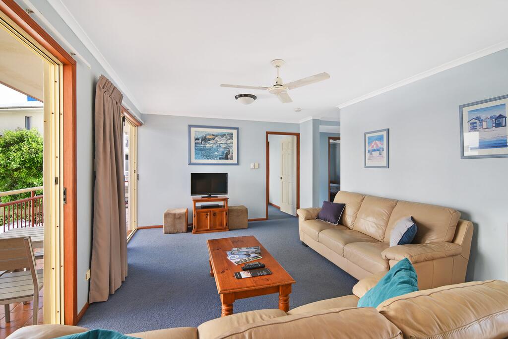  Australian Directory