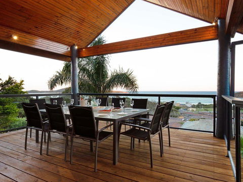 Venabu On Garuwa, 20 Garuwa Street - Spectacular House With Fabulous Views - Australian Directory 1