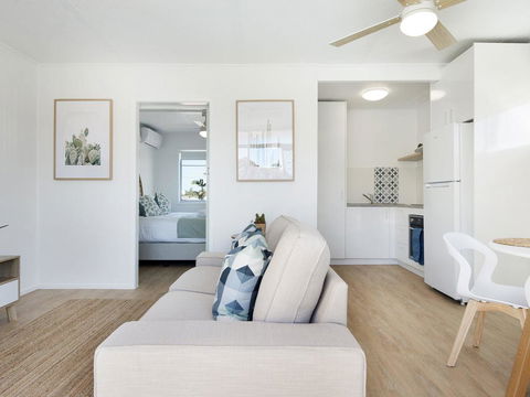 Ventura Beach Motel - 1 Bedroom Unit 8 - Australian Directory 0