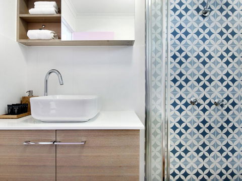 Ventura Beach Motel 2 Bed Poolside - Unit 4 - Australian Directory 2