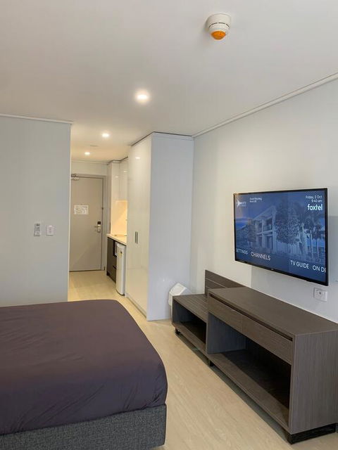 Velocity Motel & Bistro-TWA - Australian Directory 3