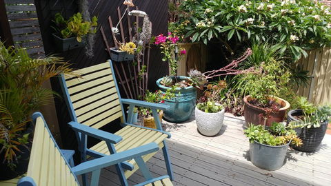 Ven & Marks Place - Australian Directory 1