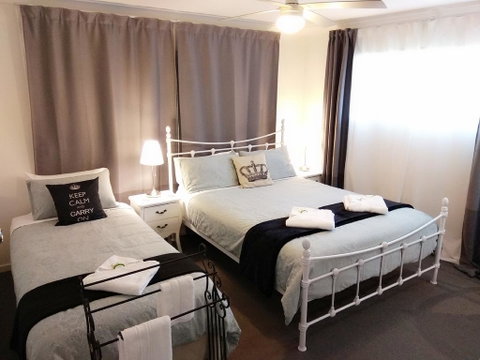 Victoria At Redcliffe Bed & Breakfast - Australian Directory 0