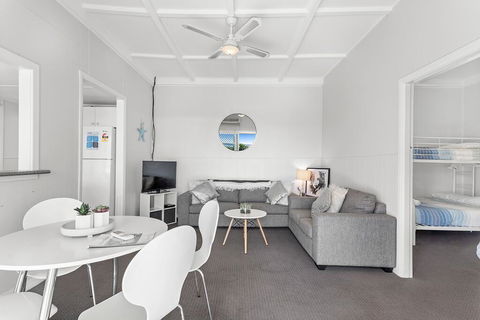 Victoria Parade, 29A - Australian Directory 2