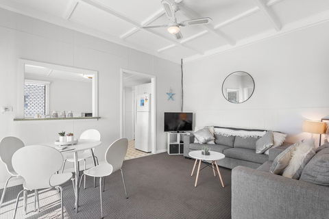 Victoria Parade, 29A - Australian Directory 1