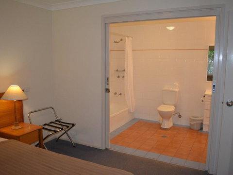 Villa 125 'Horizons' 5 Horizons Drive - Australian Directory 2