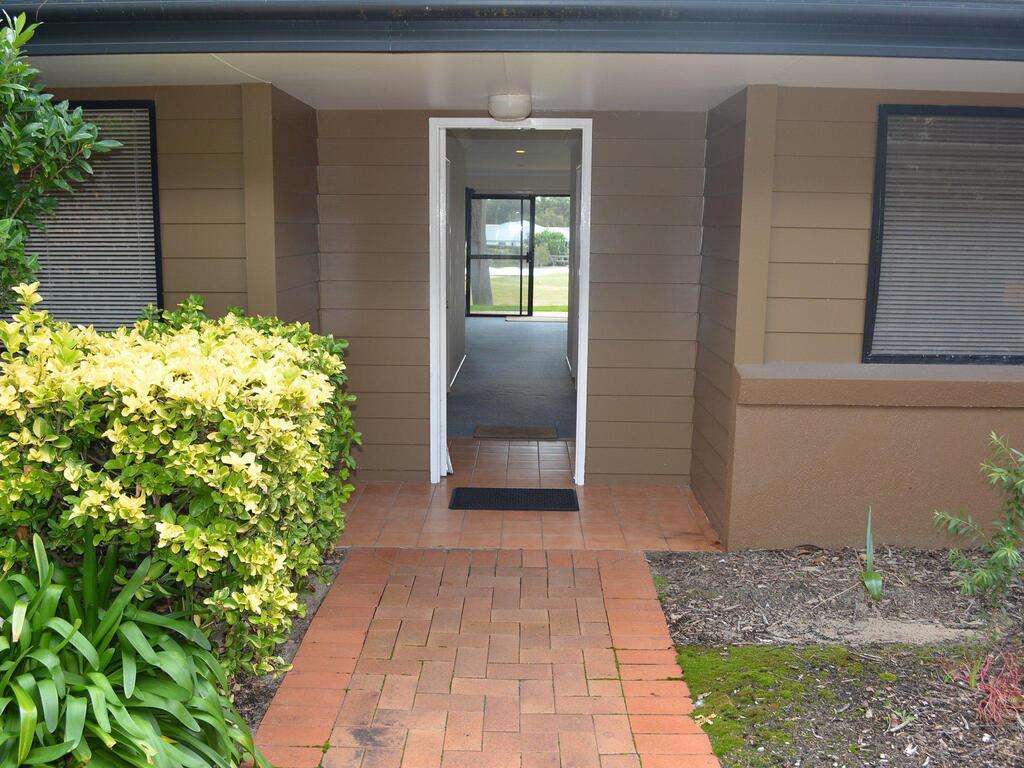 Salamander Bay NSW Australian Directory
