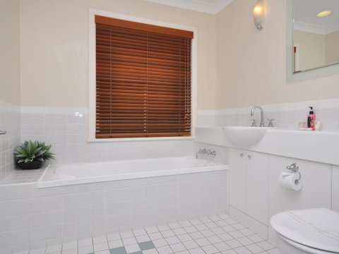 Villa 3br Vista Resort Condo Located Within Cypress Lakes Resort (nothing Is More Central) - Australian Directory 1
