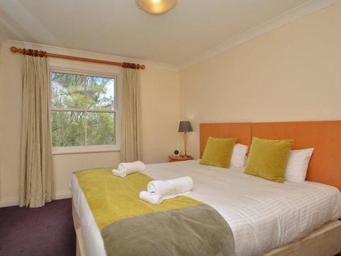 Villa Executive 2br Barbera Resort Condo Located Within Cypress Lakes Resort (nothing Is More Central) - Australian Directory 2