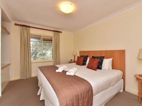 Villa Executive 2br Shiraz Resort Condo Located Within Cypress Lakes Resort (nothing Is More Central) - Australian Directory 2