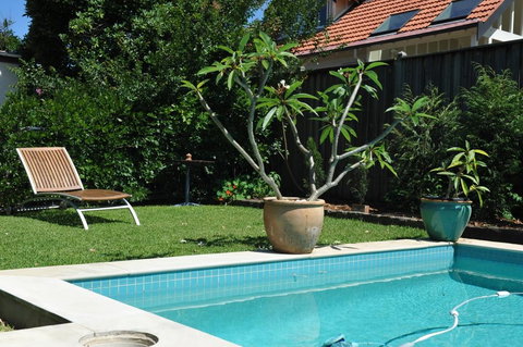 Villa Nirvana - Australian Directory 2