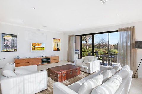 Villa Saachi - Australian Directory 3