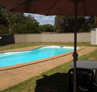 Wagon Wheel Motel  Units - Australian Directory