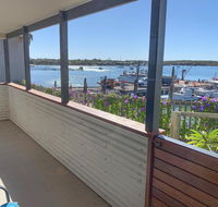 Walshys Shack - Australian Directory