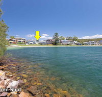 Wanda Waterfront Retreat - beautiful beach house - Australian Directory