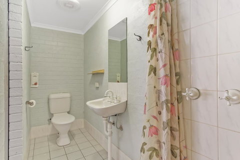 Wandarrah Lodge Hostel - Australian Directory 1