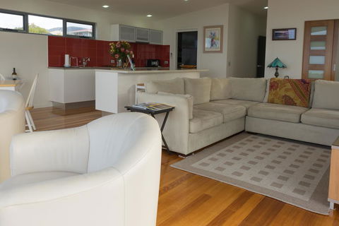 Watercolours - Australian Directory 3