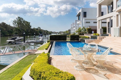 Waterfront Home / Amazing Place To Be - Australian Directory 0