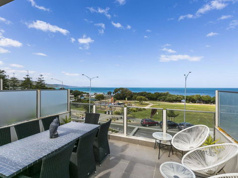 WATERFRONT THREE- In The Heart Of Lorne - Australian Directory 0