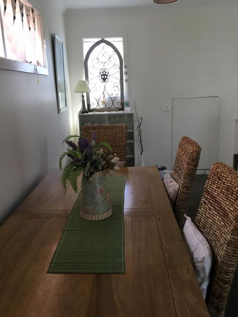 Redruth Cottage - Australian Directory 6