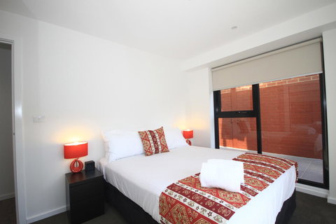 RNR Serviced Apartments North Melbourne - Australian Directory 19