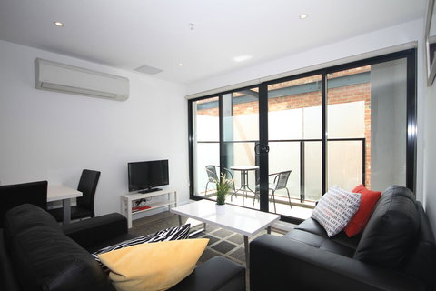 RNR Serviced Apartments North Melbourne - Australian Directory 8