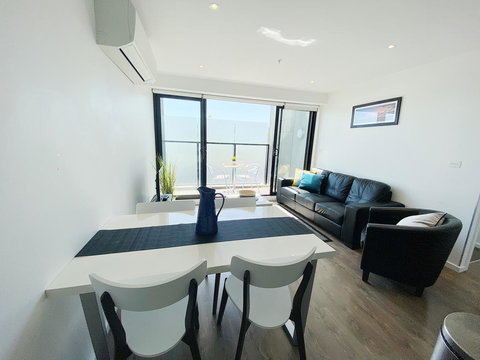RNR Serviced Apartments North Melbourne - Australian Directory 2