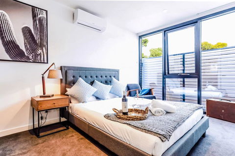 South Melbourne Short-stay Apartment - Australian Directory 0
