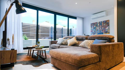 South Melbourne Short-stay Apartment - Australian Directory 5