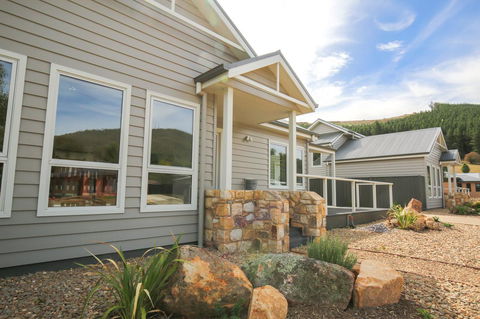Amber Mist Villa Two - Australian Directory 4
