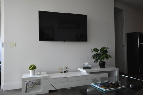 Society Accommodation - Australian Directory 9