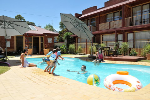 National Hotel Complex Bendigo - Australian Directory 12
