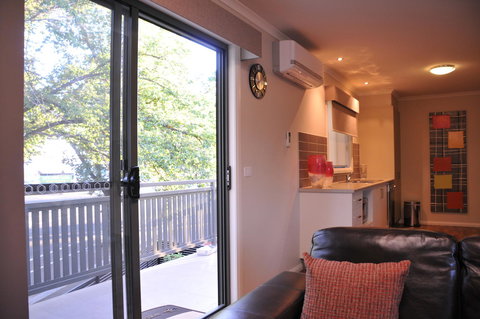 National Hotel Complex Bendigo - Australian Directory 26