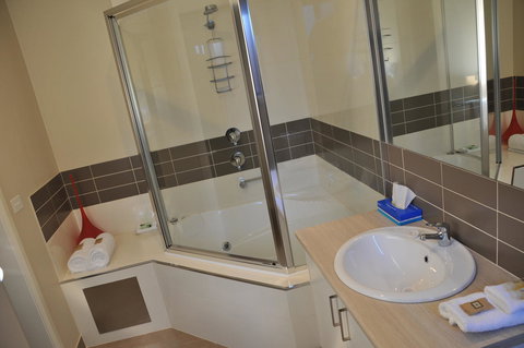 National Hotel Complex Bendigo - Australian Directory 22