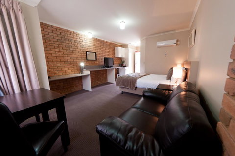 National Hotel Complex Bendigo - Australian Directory 0