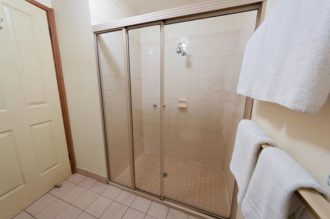 National Hotel Complex Bendigo - Australian Directory 43