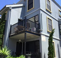 At the beach apartments - Australian Directory