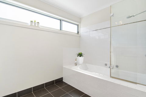 Bask At The Glade - Rejuvenate Stays - Australian Directory 5