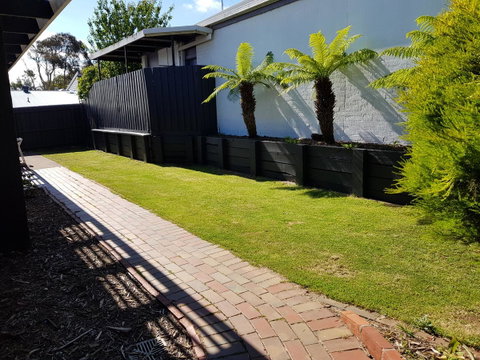 Mysa Anglesea Sleeps 7 WiFi SmartTV Cafes Shops - Australian Directory 16