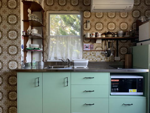 Swan Cove Beachfront - Australian Directory 2