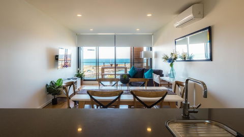 Waterfront Apt 234 Marinaquays - Australian Directory 0
