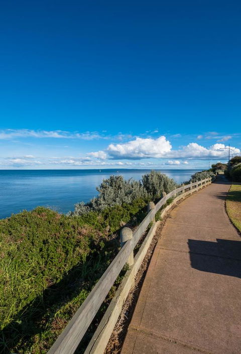 Waterfront Apt 234 Marinaquays - Australian Directory 33